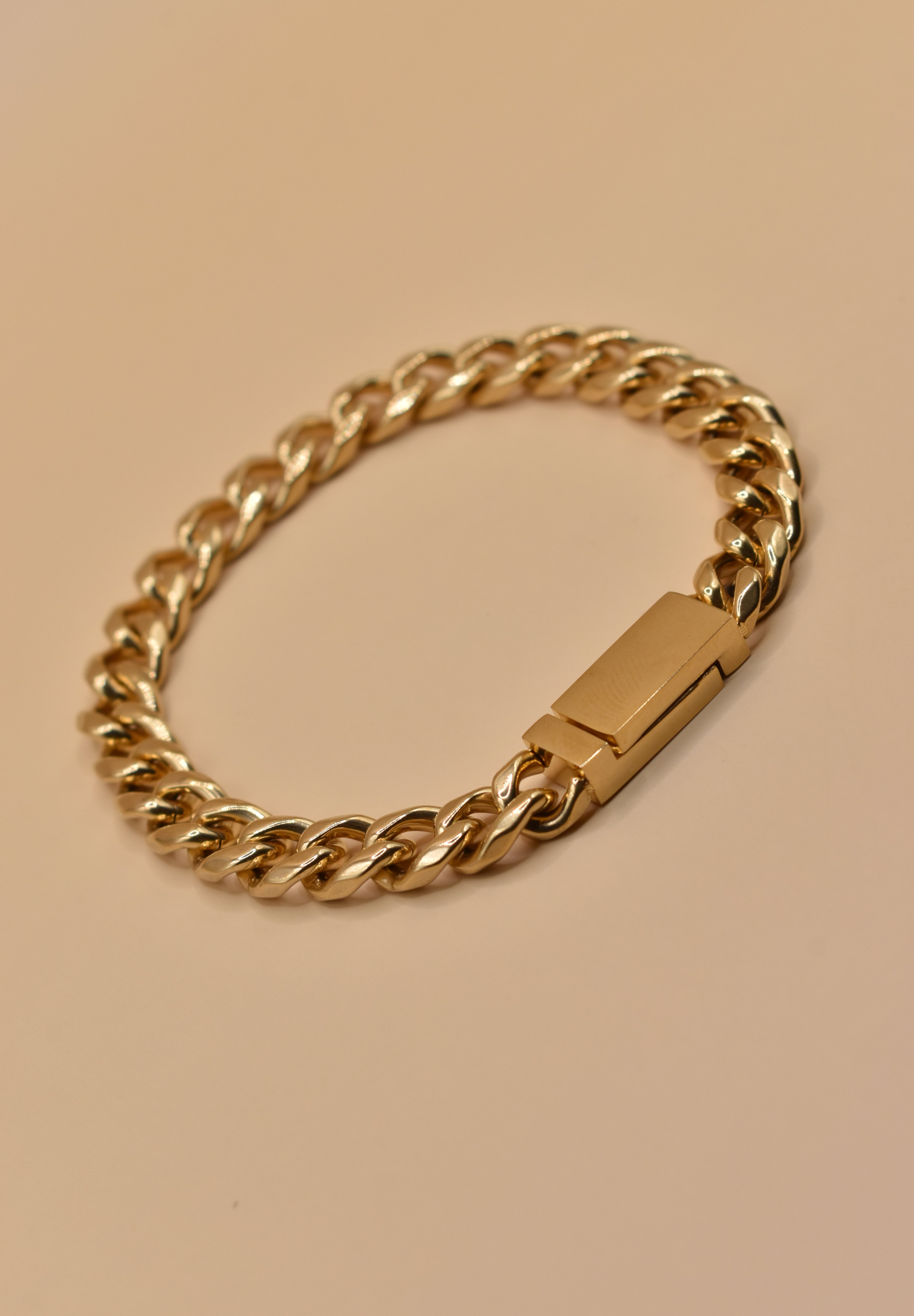 Gold Cuban chain with magnetic clasp for secure daily wear