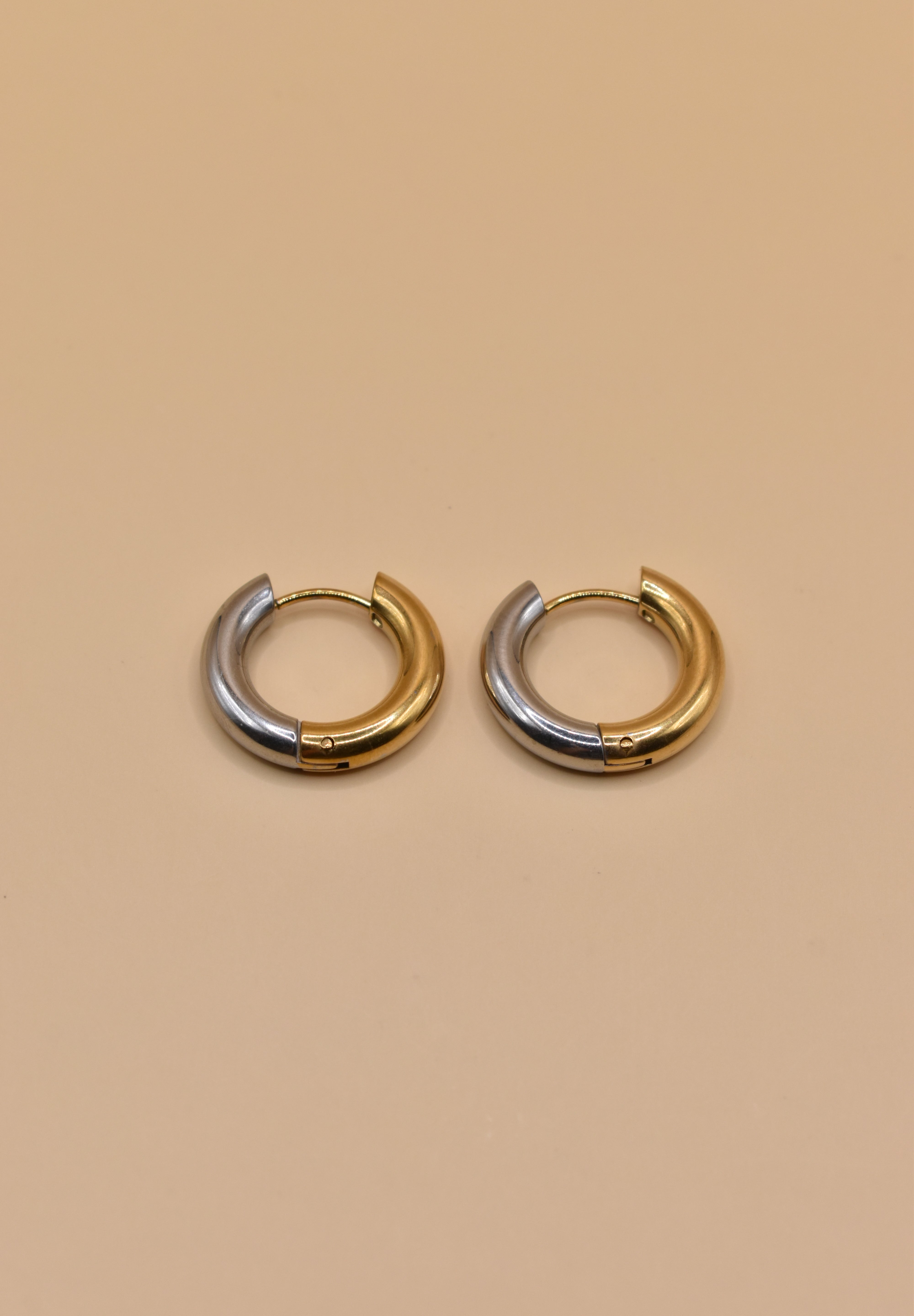 Mixed metal hypoallergenic geometric stud earrings