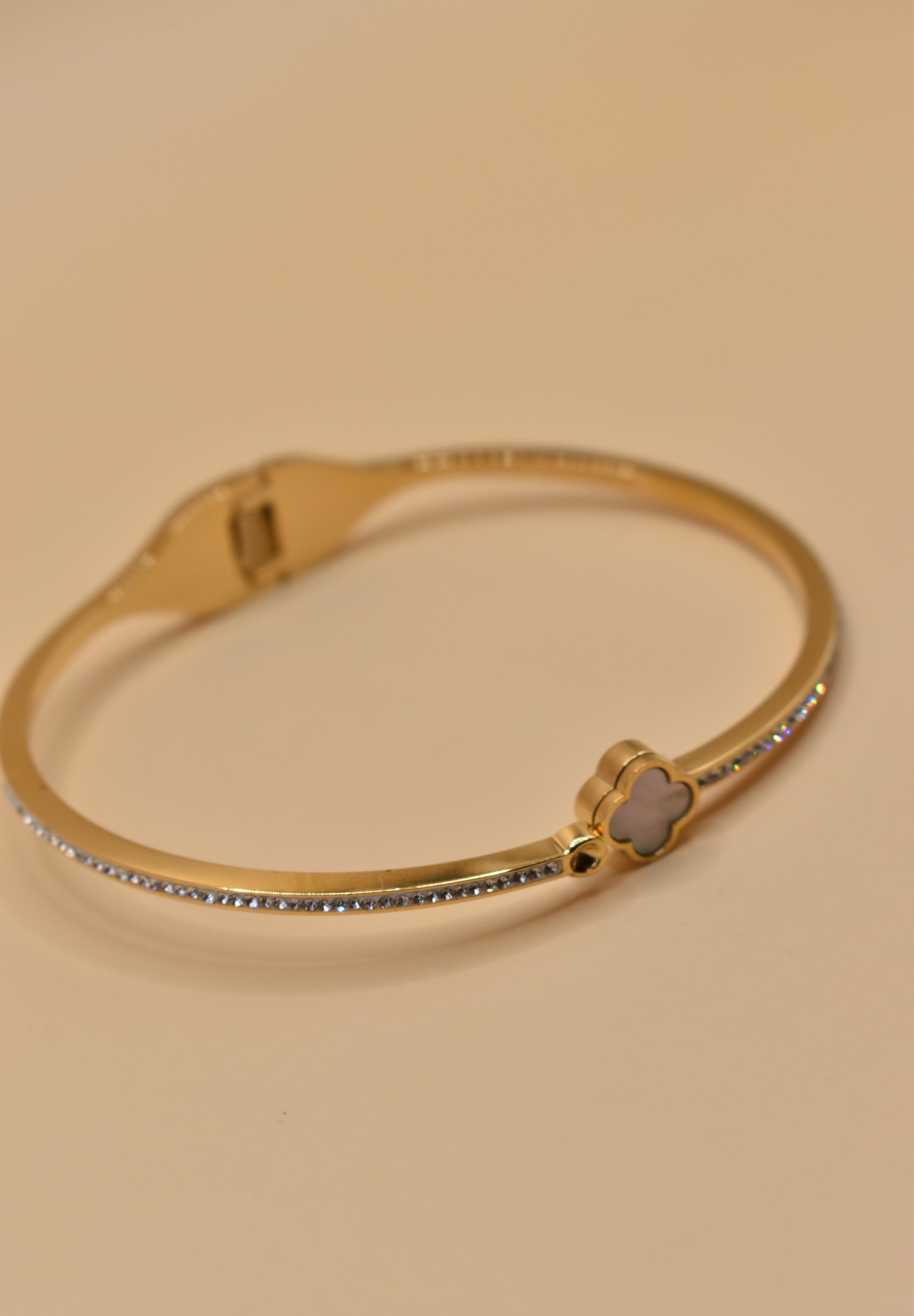 White flower bangle gold floral bracelet with rhinestones