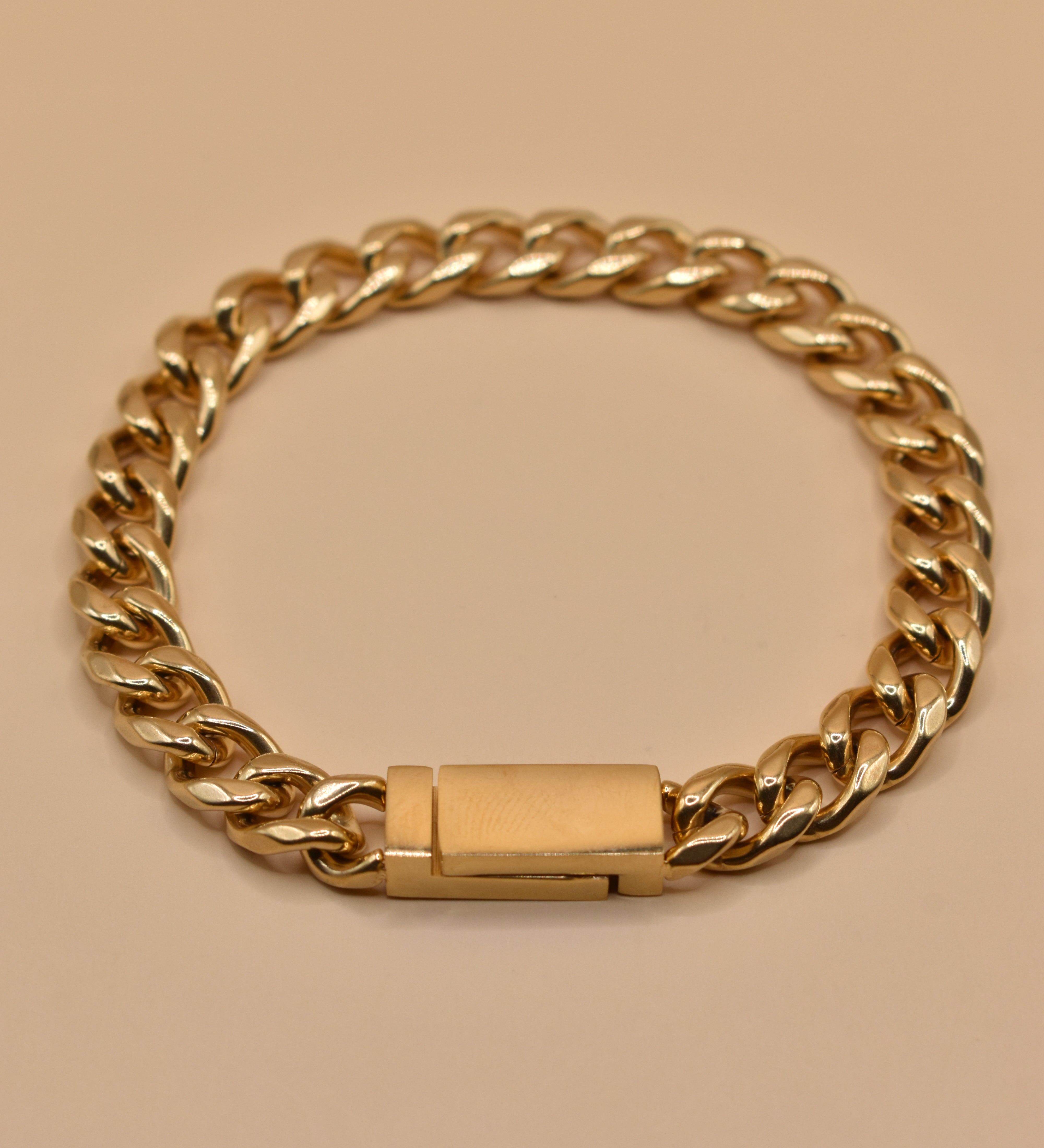 Gold Cuban chain with magnetic clasp for secure daily wear