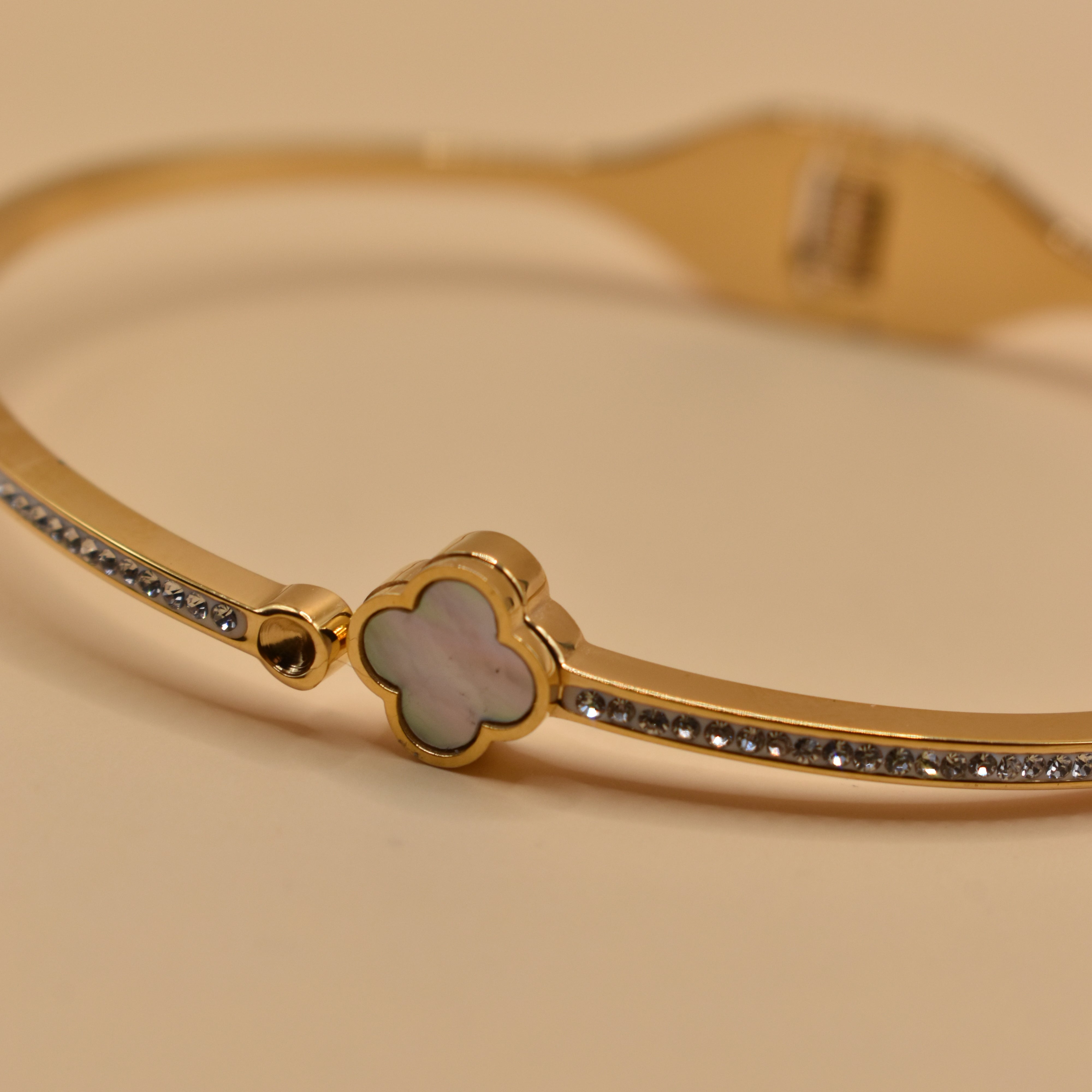 White flower bangle gold floral bracelet with rhinestones