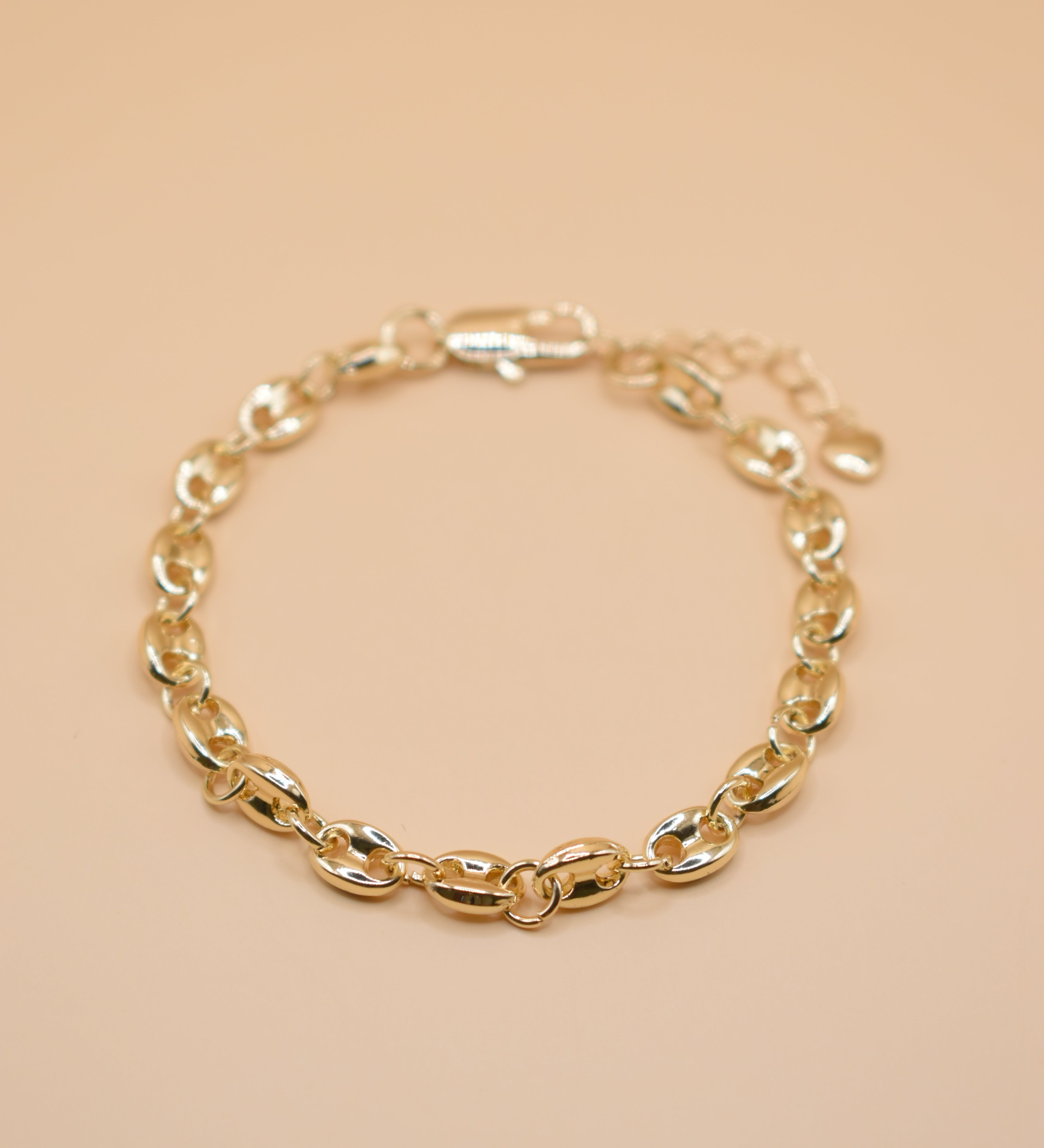Gold G-Link bracelet with thick chain and secure clasp
